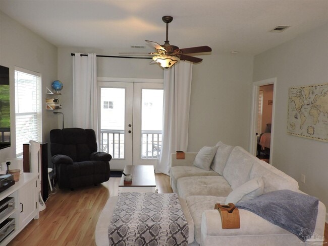 Building Photo - 1531 N 12th Ave