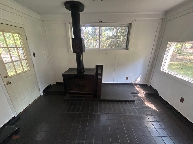Building Photo - 244 Vallejo Cir