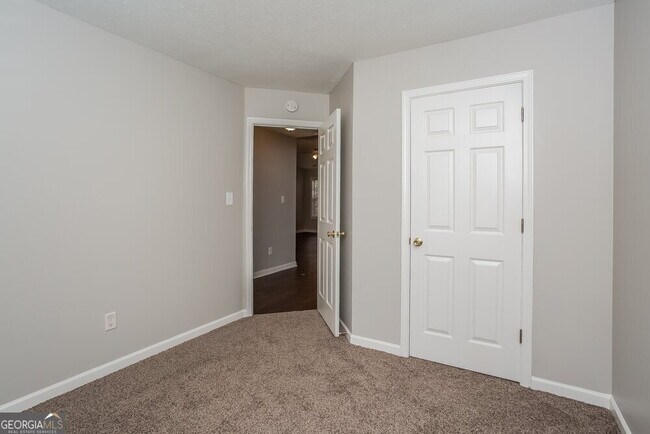 Building Photo - 717 Kaylors Mdw