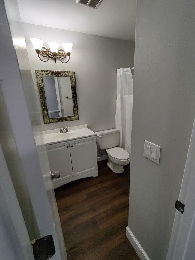 Building Photo - Hilton Head Cabanas