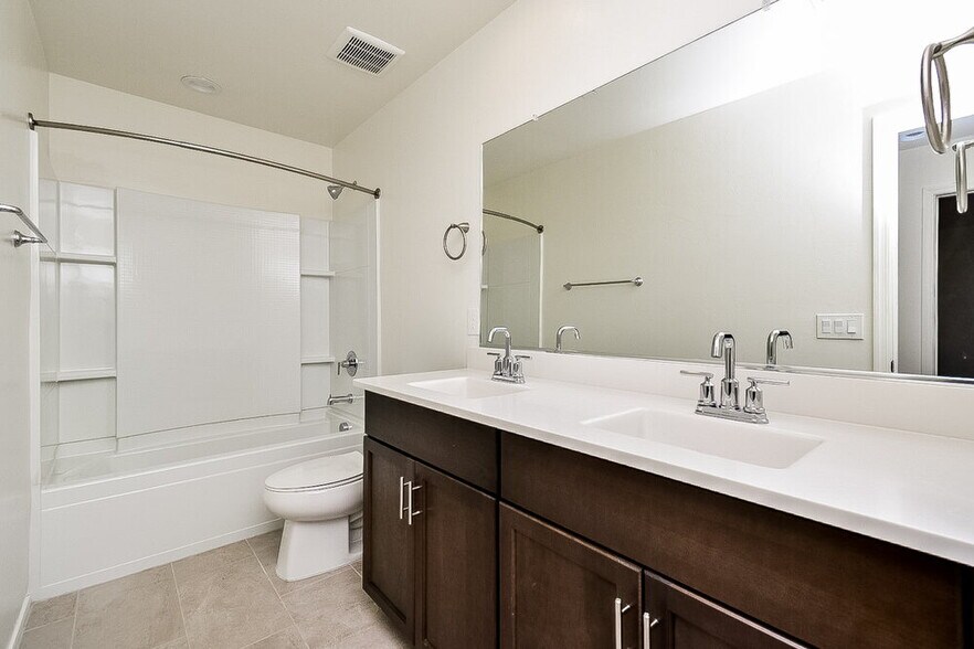 Building Photo - 15422 Camino Napo