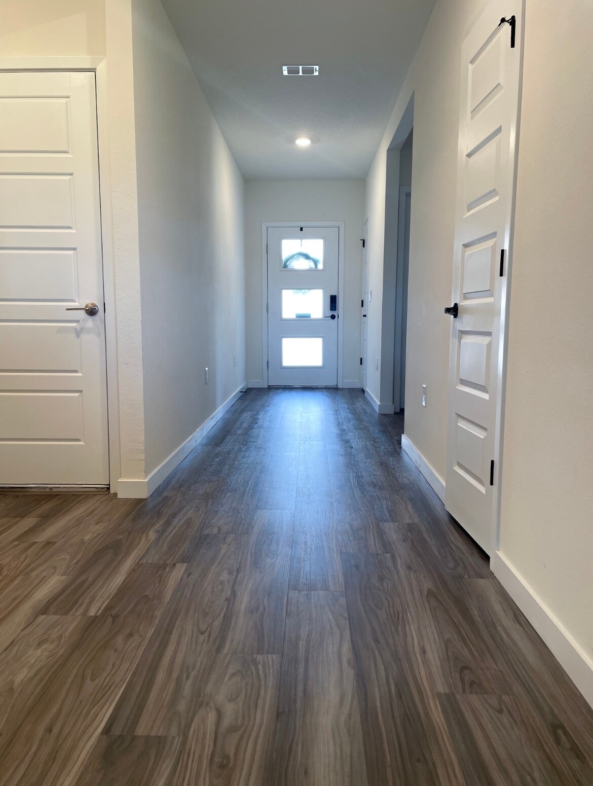 Entrance/Hallway - 424 Talisi Loop