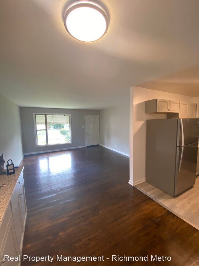 Building Photo - 3 br, 1.5 bath House - 1005 Kinney Street