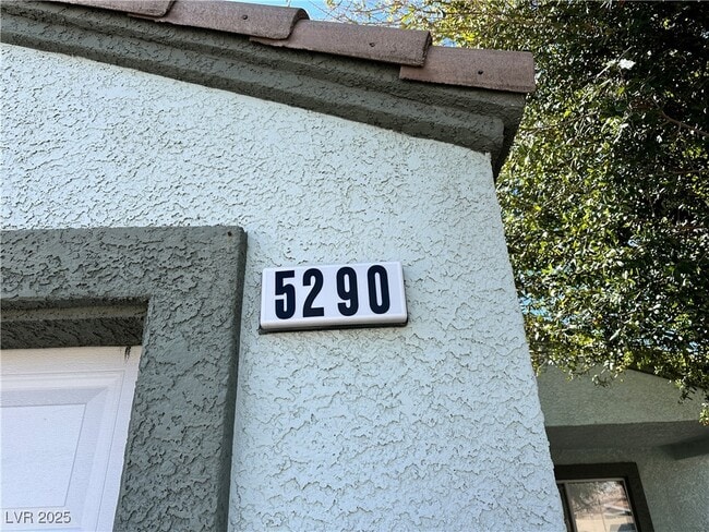 Building Photo - 5290 Panguitch Dr