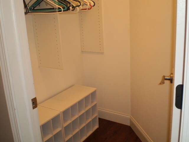 Building Photo - 99 Tuscany Cir