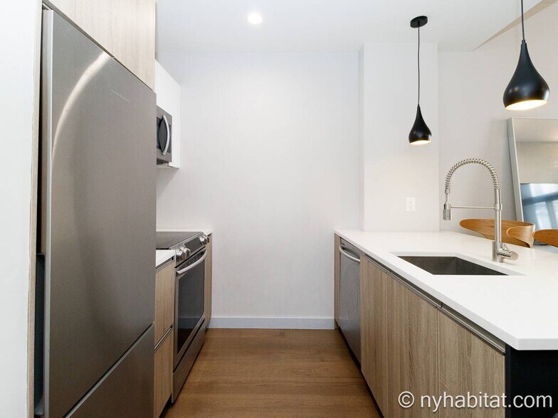 Building Photo - 1325 Herkimer St