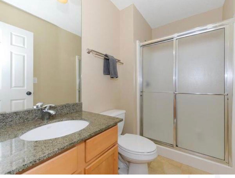 Building Photo - 6475 Regency Ln