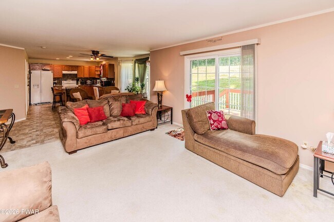 Building Photo - 3290 Bluebird Dr