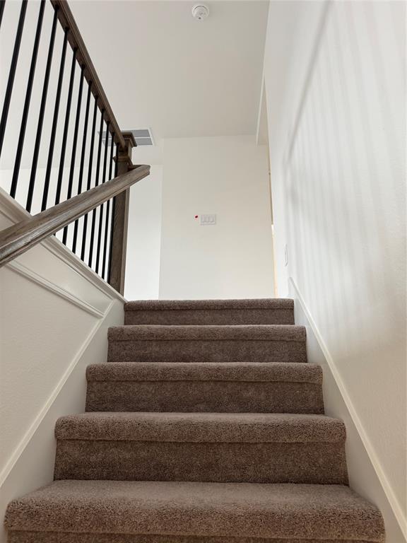 Building Photo - 9738 Rialto Hts Dr