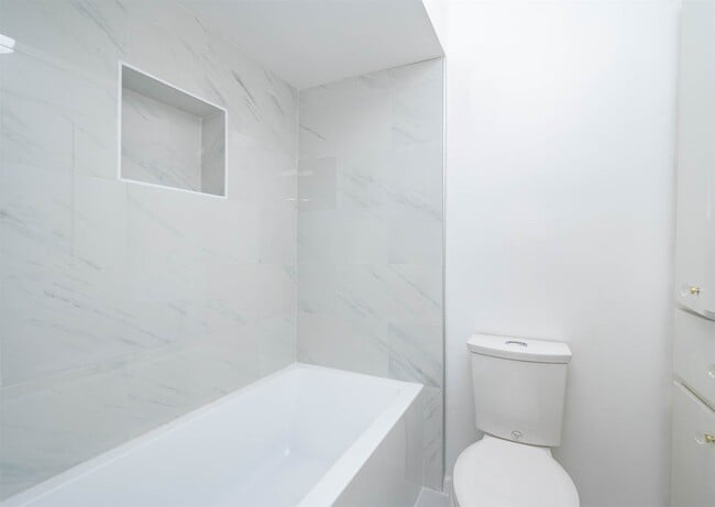 Building Photo - 4507 Medinah Pl