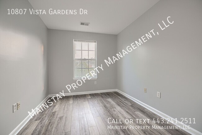 Building Photo - 10807 Vista Gardens Dr