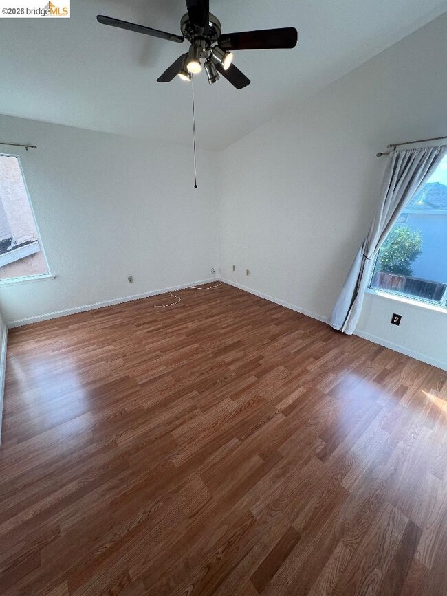 Building Photo - 4525 Waterford Way