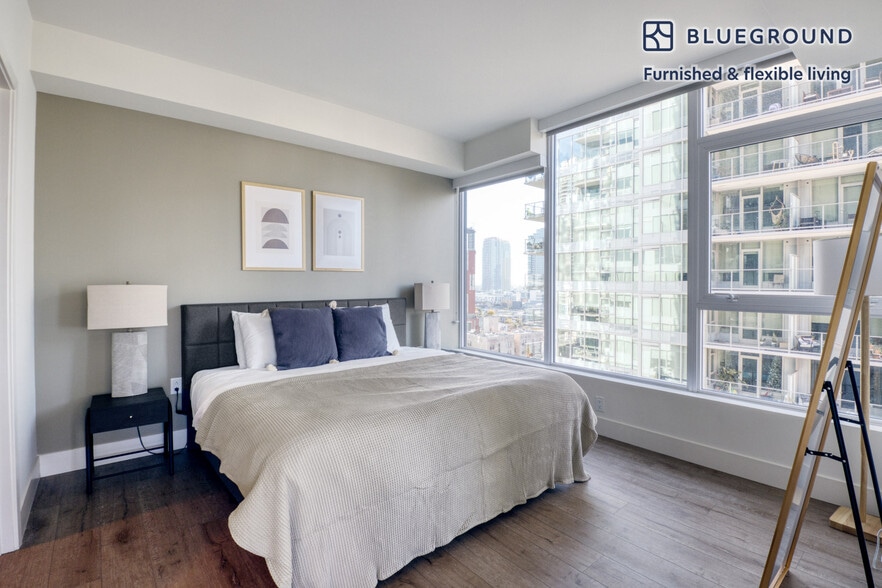 Building Photo - 1080 Eighth Avenue-SI FL12-ID1