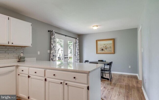 Building Photo - 10121 Cheswick Ct