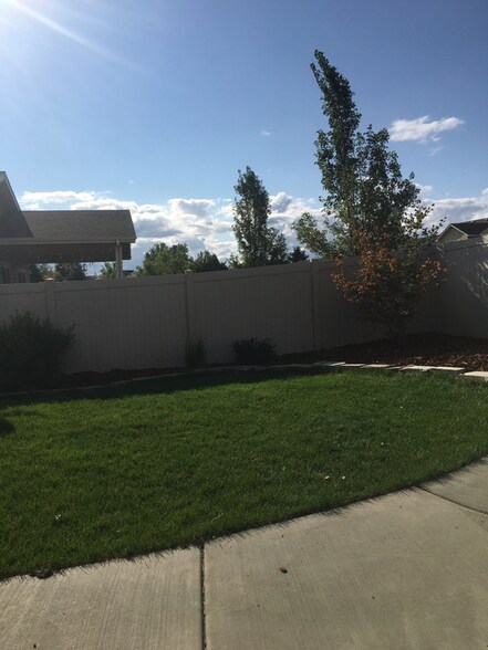 Building Photo - 2752 W Sorbonne Dr