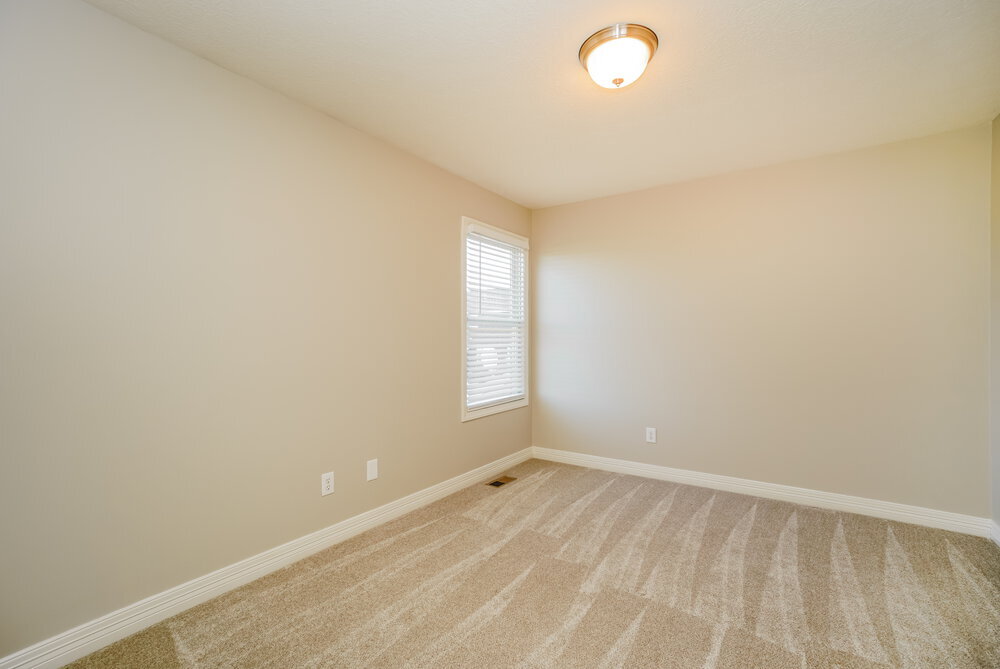 Building Photo - 718 Orwell St