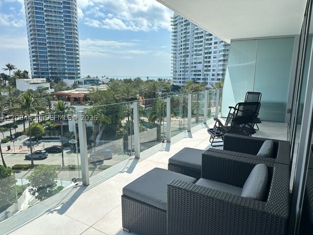 Building Photo - 1 Collins Ave