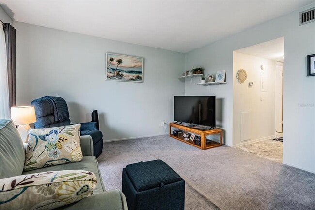 Building Photo - 2042 Australia Way W