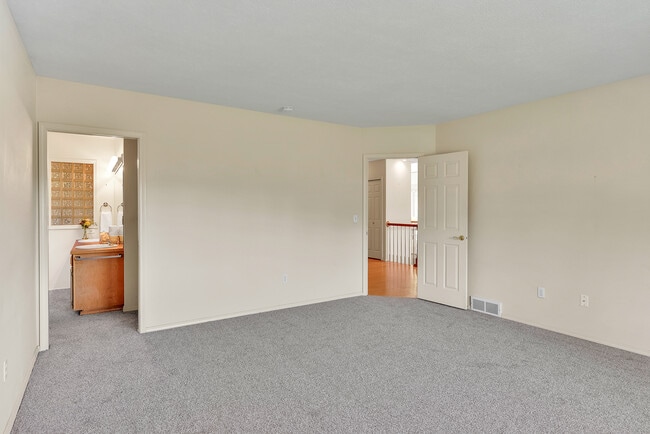 Building Photo - 4605 E Birkdale Ln