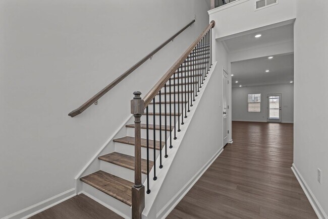 Building Photo - Beautiful 2-Story 4 Bedroom, 3 Bath Home in Angier — Just 30 Minutes from Downtown Raleigh