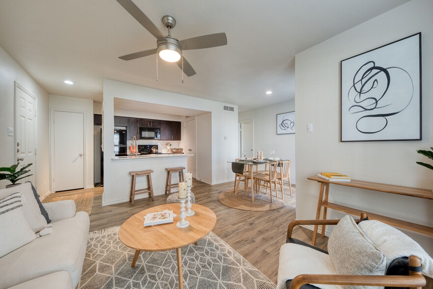 Copper Ridge apartments — community photo - Copper Ridge