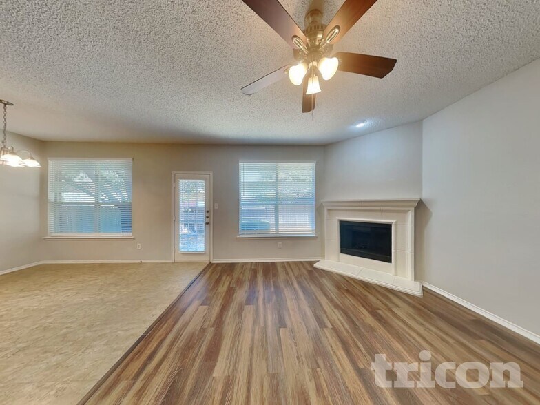 Building Photo - 6313 Downeast Dr