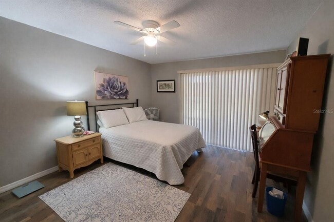 Building Photo - 1391 Mission Hills Blvd