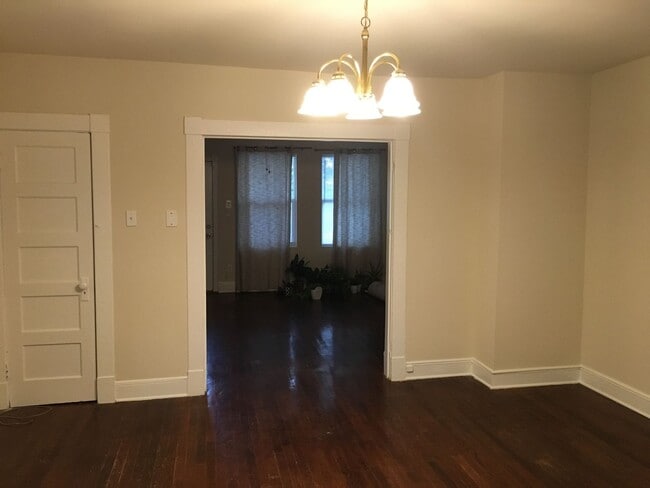 Building Photo - Charming Four-Square House in Church Hill w/ Fenced-in yard & tons of walkability