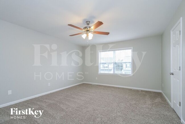 Building Photo - 6135 Birkdale Dr