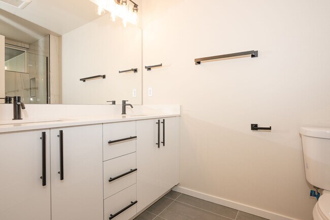 Building Photo - NEW CONSTRUCTION- MOVE- IN READY