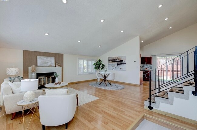 Building Photo - 1475 Fry Ln