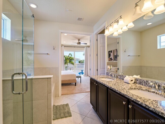 Building Photo - 1080 Community Dr