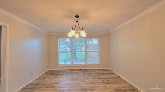 Building Photo - 25 S 15th Ave