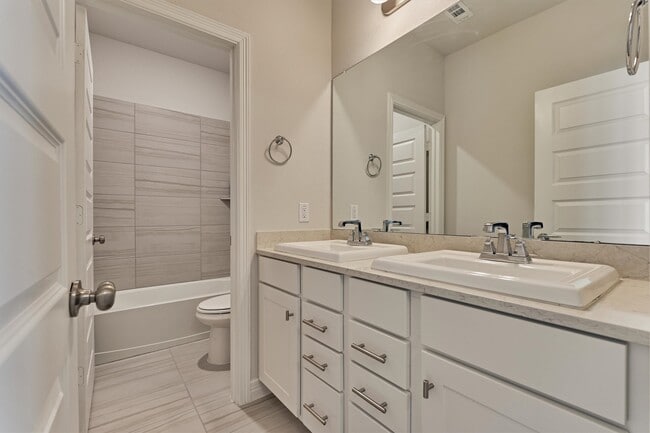 Building Photo - 160 Dove Springs Ct