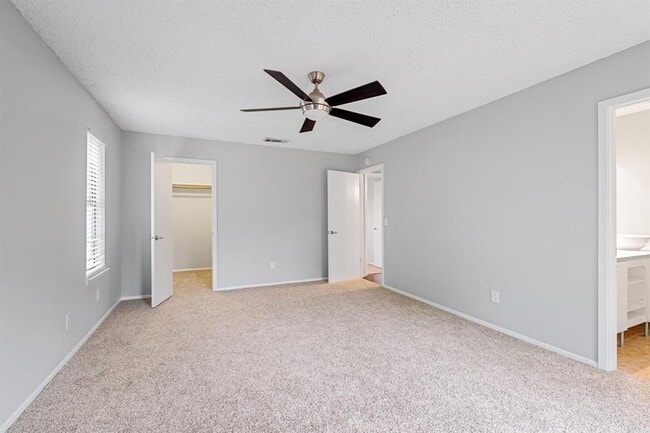 Building Photo - 11605 Gungrove Cir