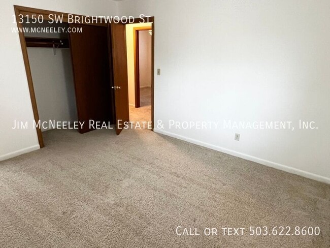 Building Photo - 13150 SW Brightwood St