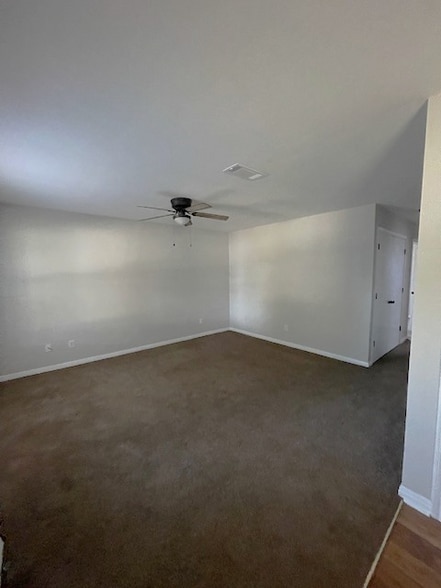 Building Photo - 2332 Breezy Dr