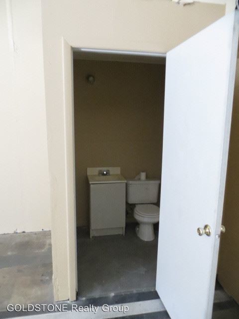 Building Photo - 14311-14401 N Nebraska Ave