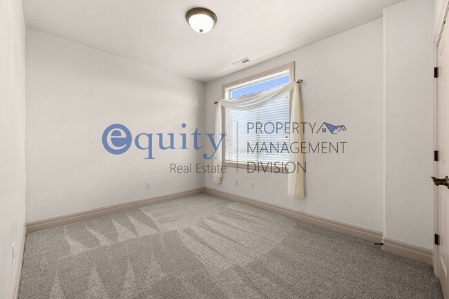 Building Photo - 248 E 13800 S