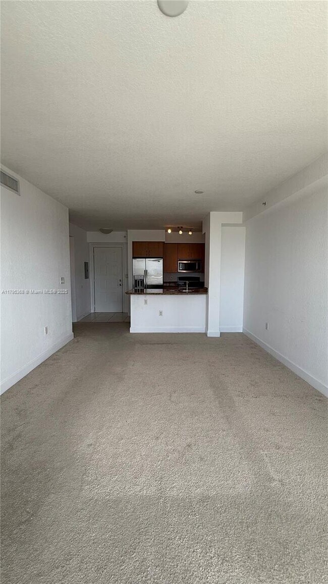 Building Photo - 1830 Radius Dr