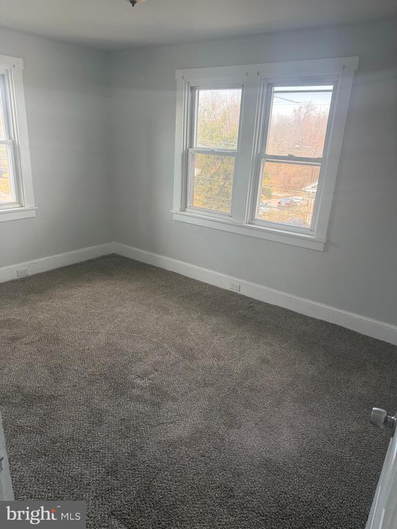 Building Photo - 219 Johnson Ave