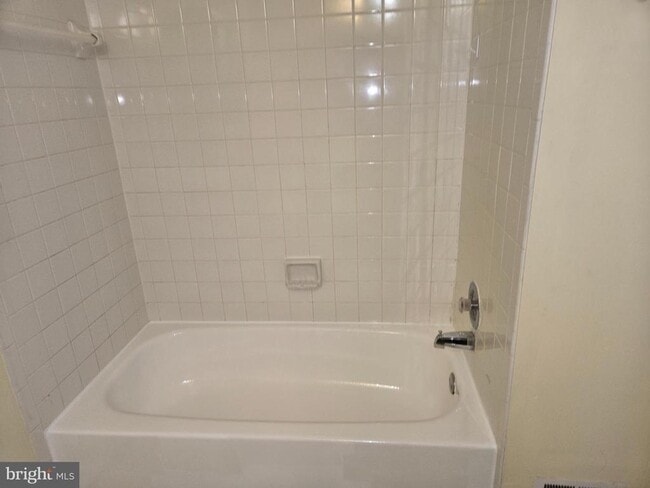 Building Photo - 19376 Hottinger Cir