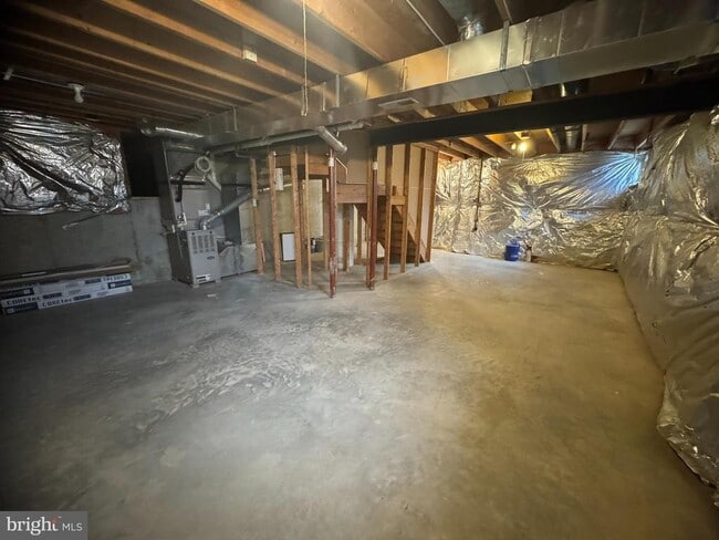 Building Photo - 5801 Winding Oaks Ct