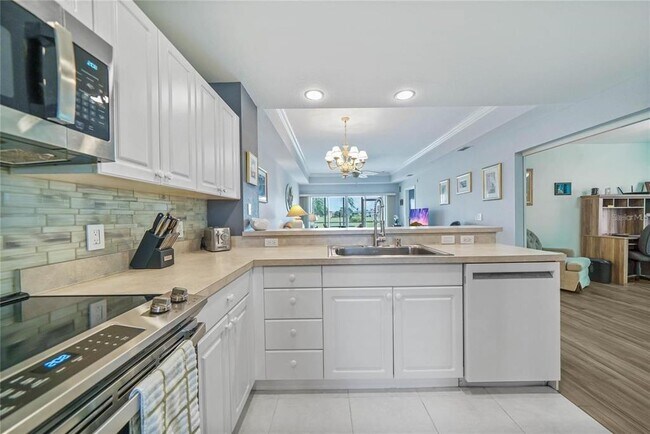 Building Photo - 1315 Saxony Cir