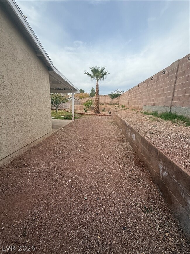 Building Photo - 1502 Christina Dr