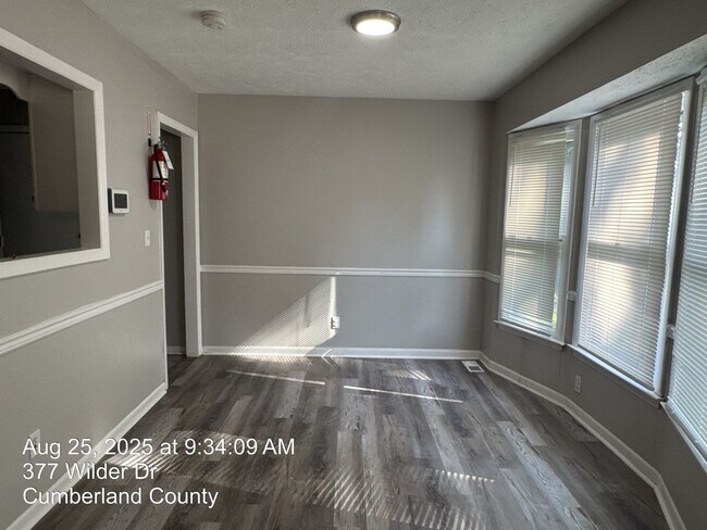 Building Photo - 377 Wilder Dr