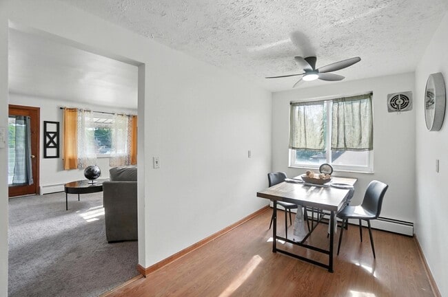 Building Photo - 3517 W Galbraith Rd