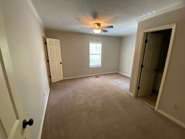 Building Photo - 2BD / 2.5BA FOR RENT