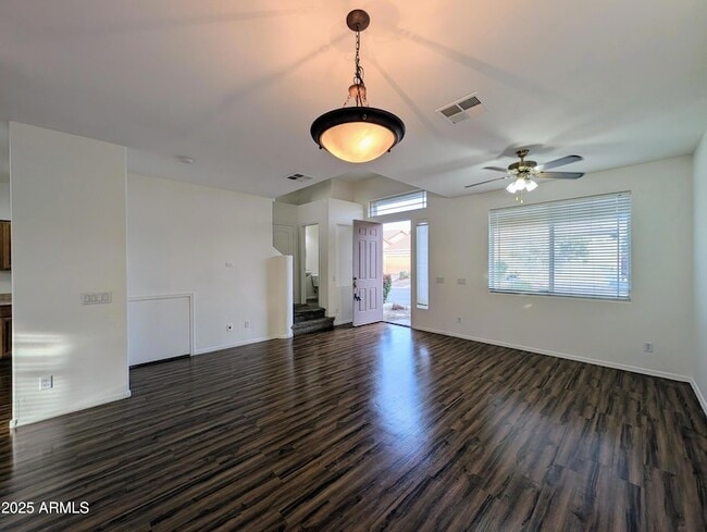 Building Photo - 3848 E Pollack St