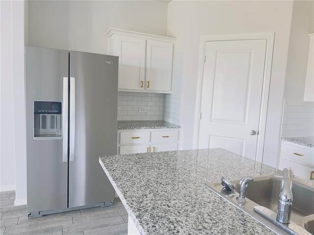 Building Photo - 8460 Big Apple Dr